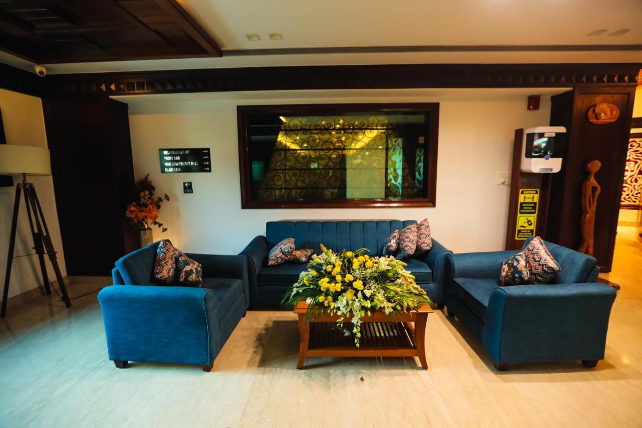Hotel Saffron Leaf Dehradun Eksteriør bilde