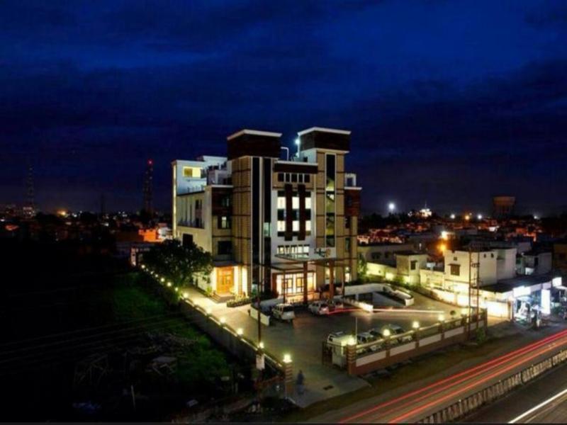 Hotel Saffron Leaf Dehradun Eksteriør bilde
